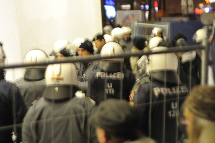 demo gegen wkr 2011 - foto: daniel weber cc www.flickr.com/photos/daniel-weber/