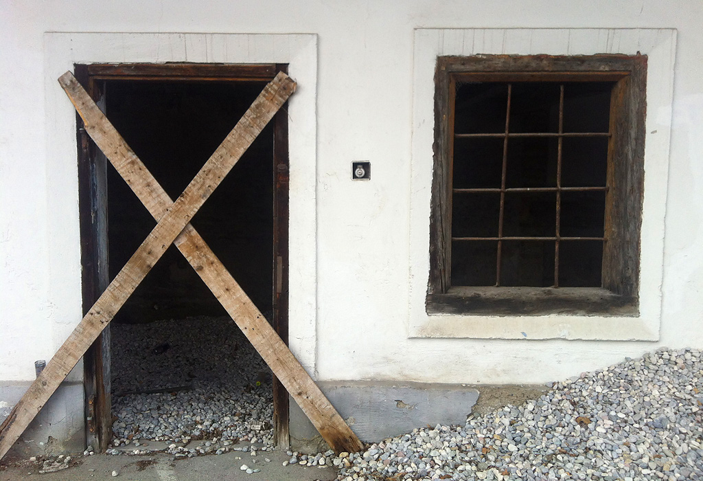 amina samt mutter&nbsp;freikaufen?