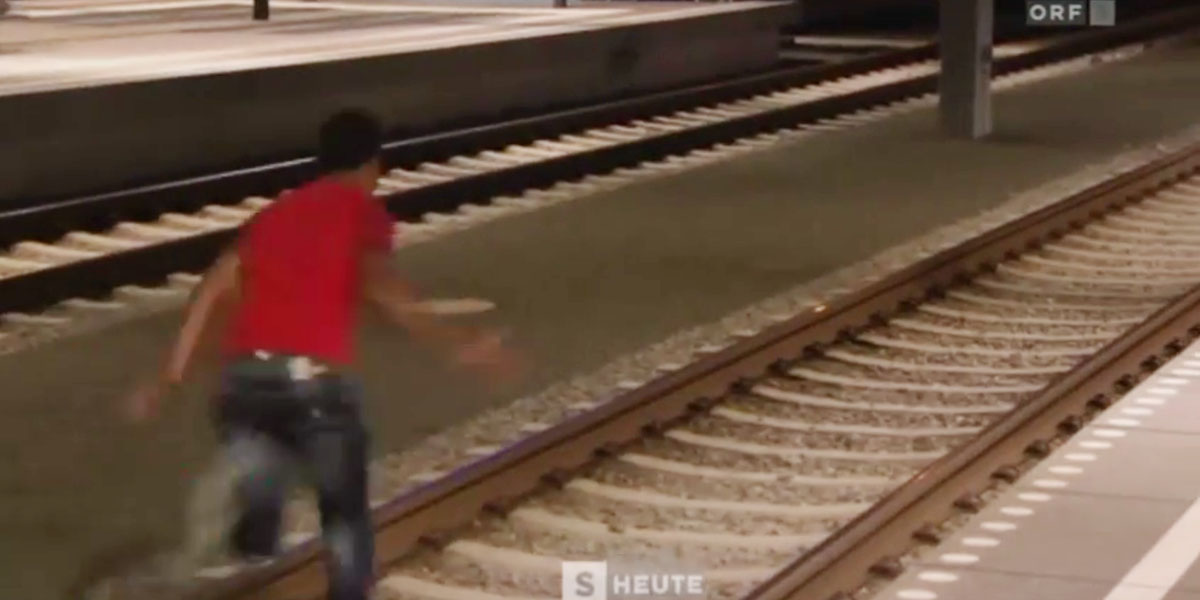 polizeiskandal: verzweifelter vater läuft zug&nbsp;hinterher